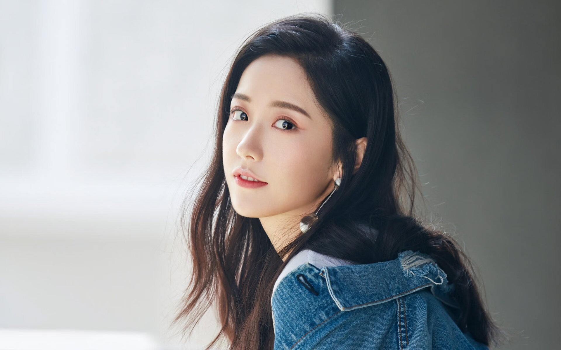 埃弗顿边路攻势凌厉,古迪逊公园渴望连胜,古迪逊公园球场位置