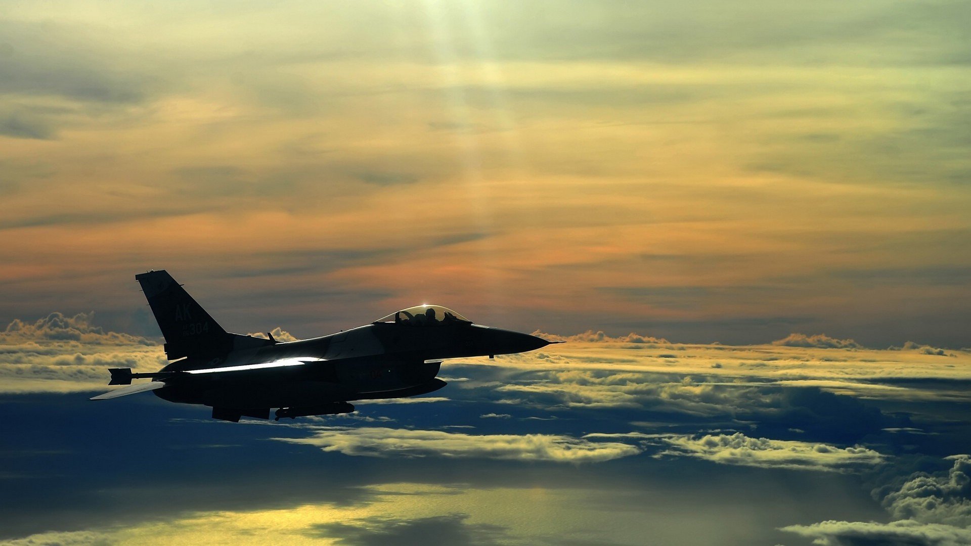 战神对决:全球篮球顶级强队对决如期举行,战神vs